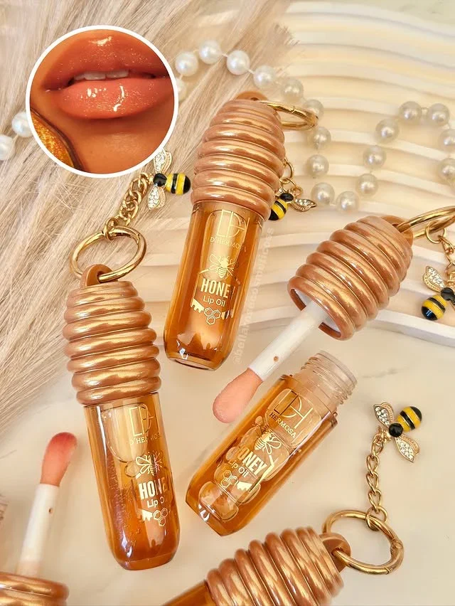 Honey Lip Oil with Bee Charm Keychain